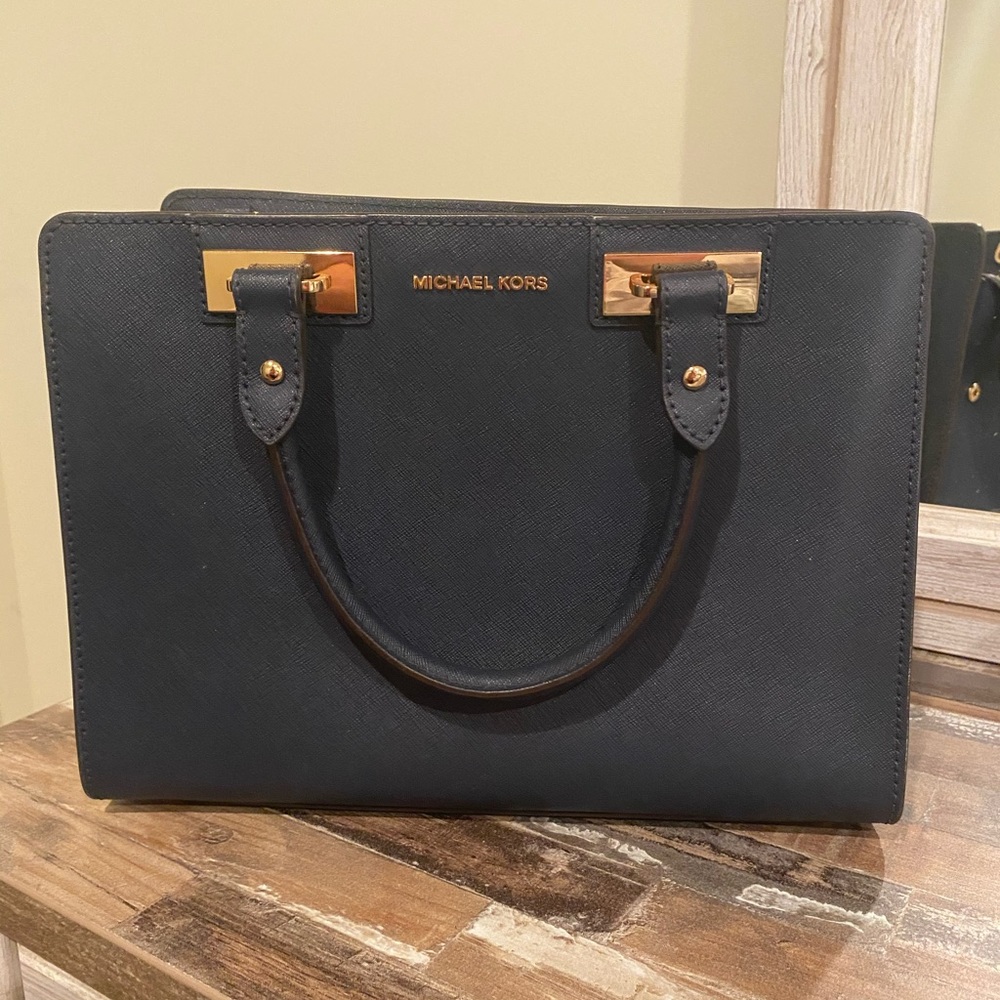 Michael Kors purse